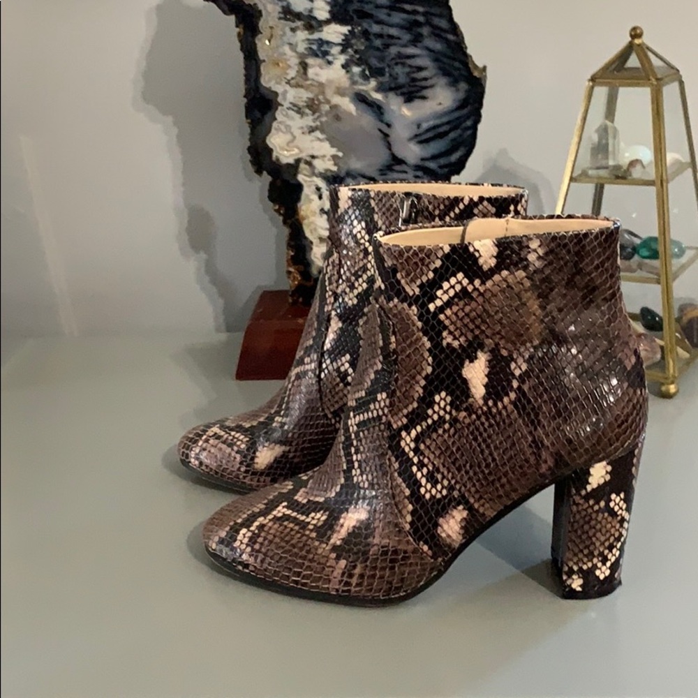 Vince Camuto heeled booties